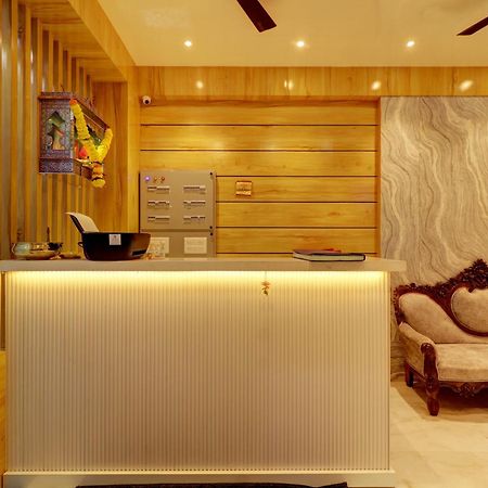 Victory Inn Turambhe ภายนอก รูปภาพ