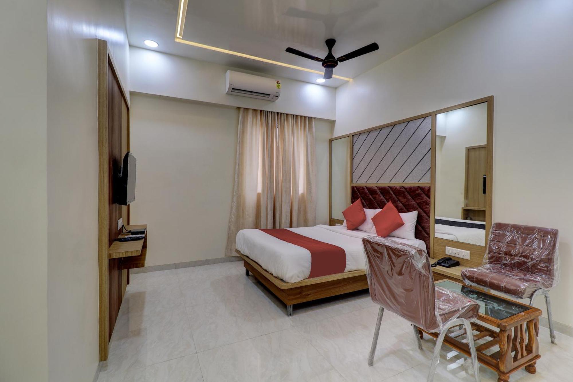 Victory Inn Turambhe ภายนอก รูปภาพ