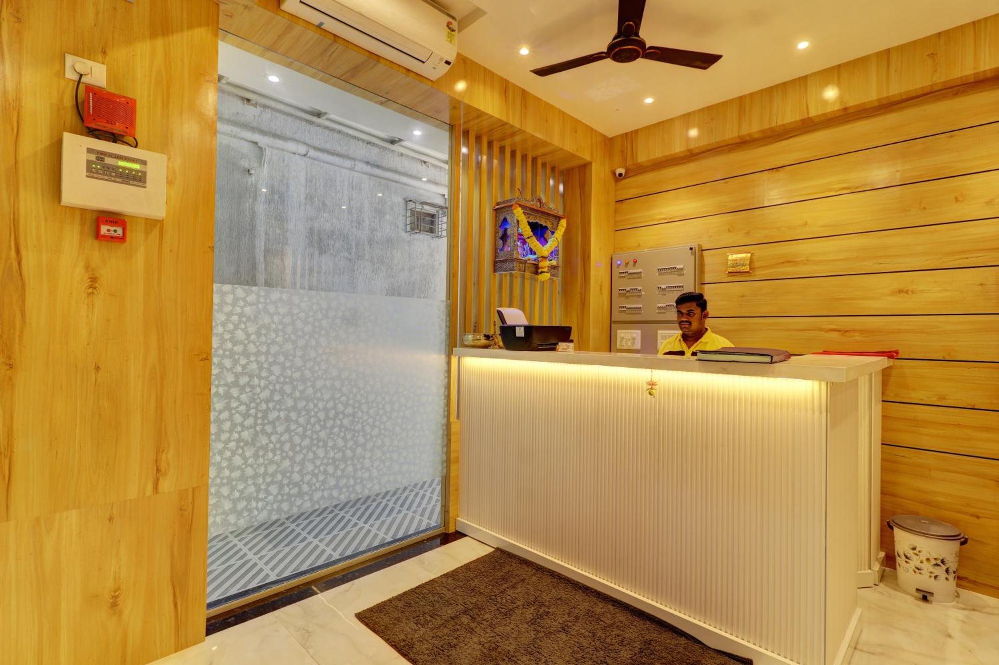 Victory Inn Turambhe ภายนอก รูปภาพ