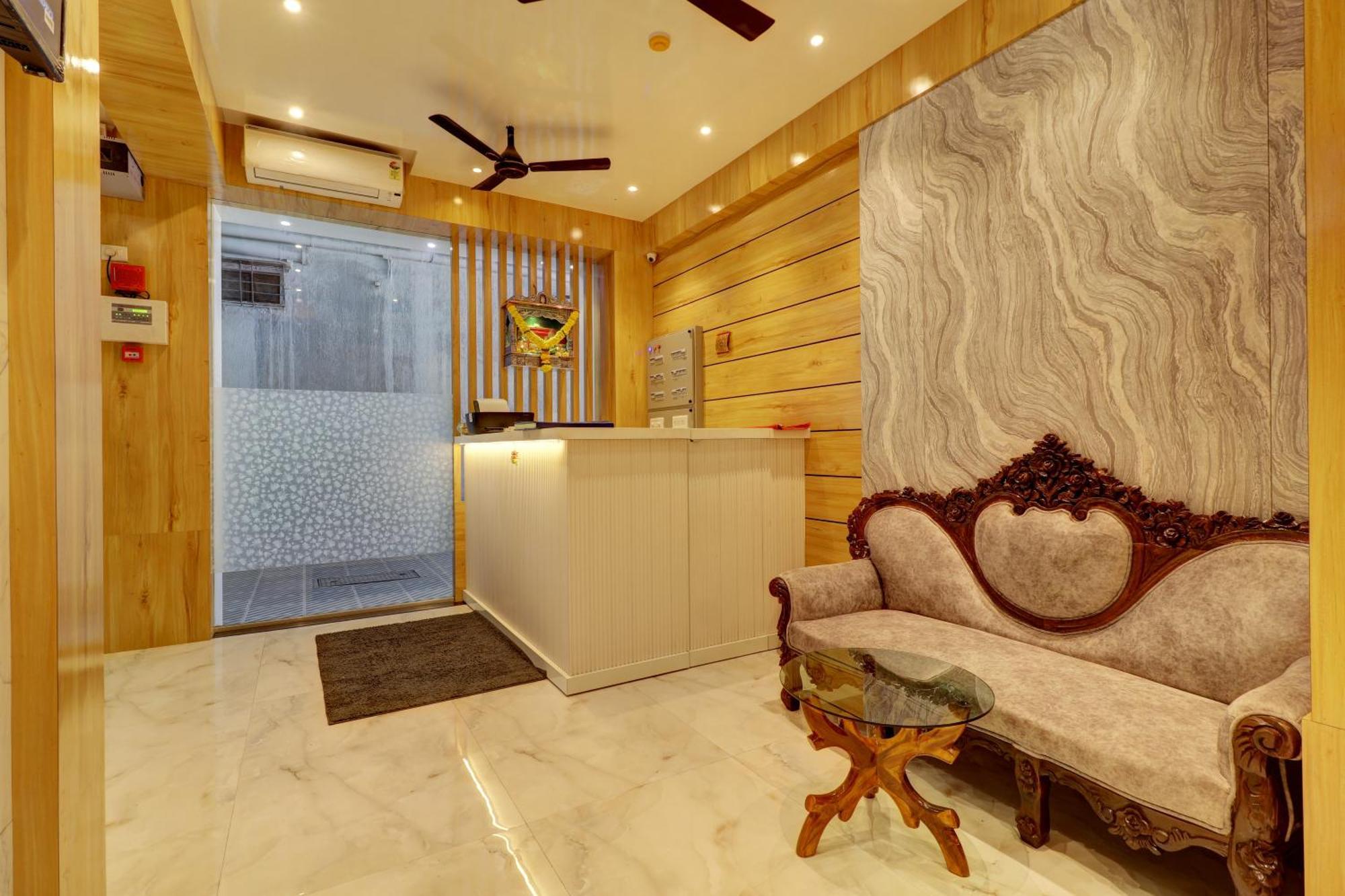 Victory Inn Turambhe ภายนอก รูปภาพ